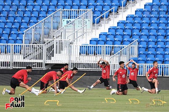 تدريبات الأهلي استعدادا لإنتر ميامي (12) تدريبات الأهلي استعدادا لإنتر ميامي (12)