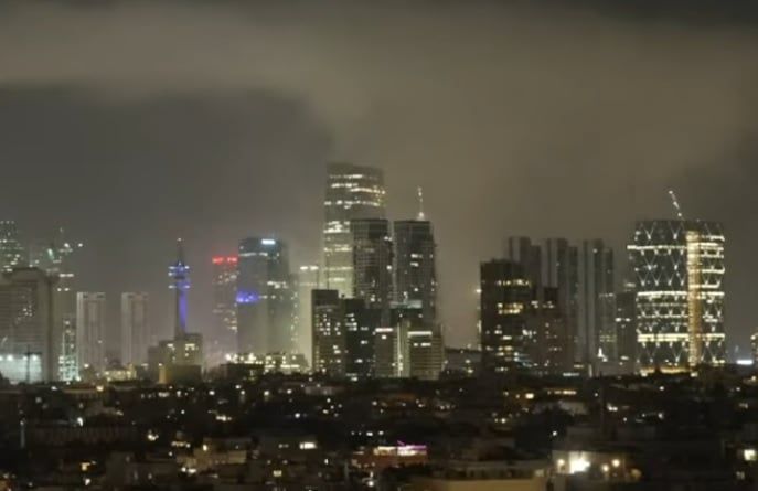 دخان متصاعد دخان متصاعد