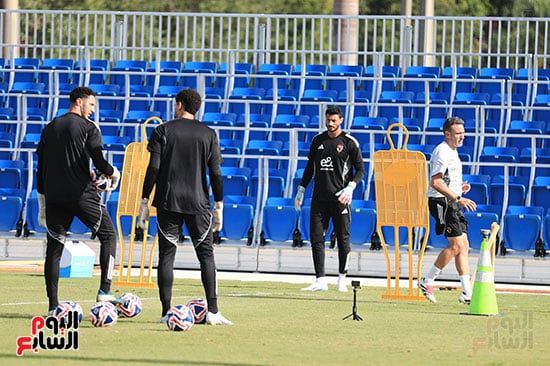 تدريبات حراس الأهلي (1) تدريبات حراس الأهلي (1)