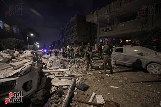 أثار الدمار الكبير نتيجة سقوط الصواريخ