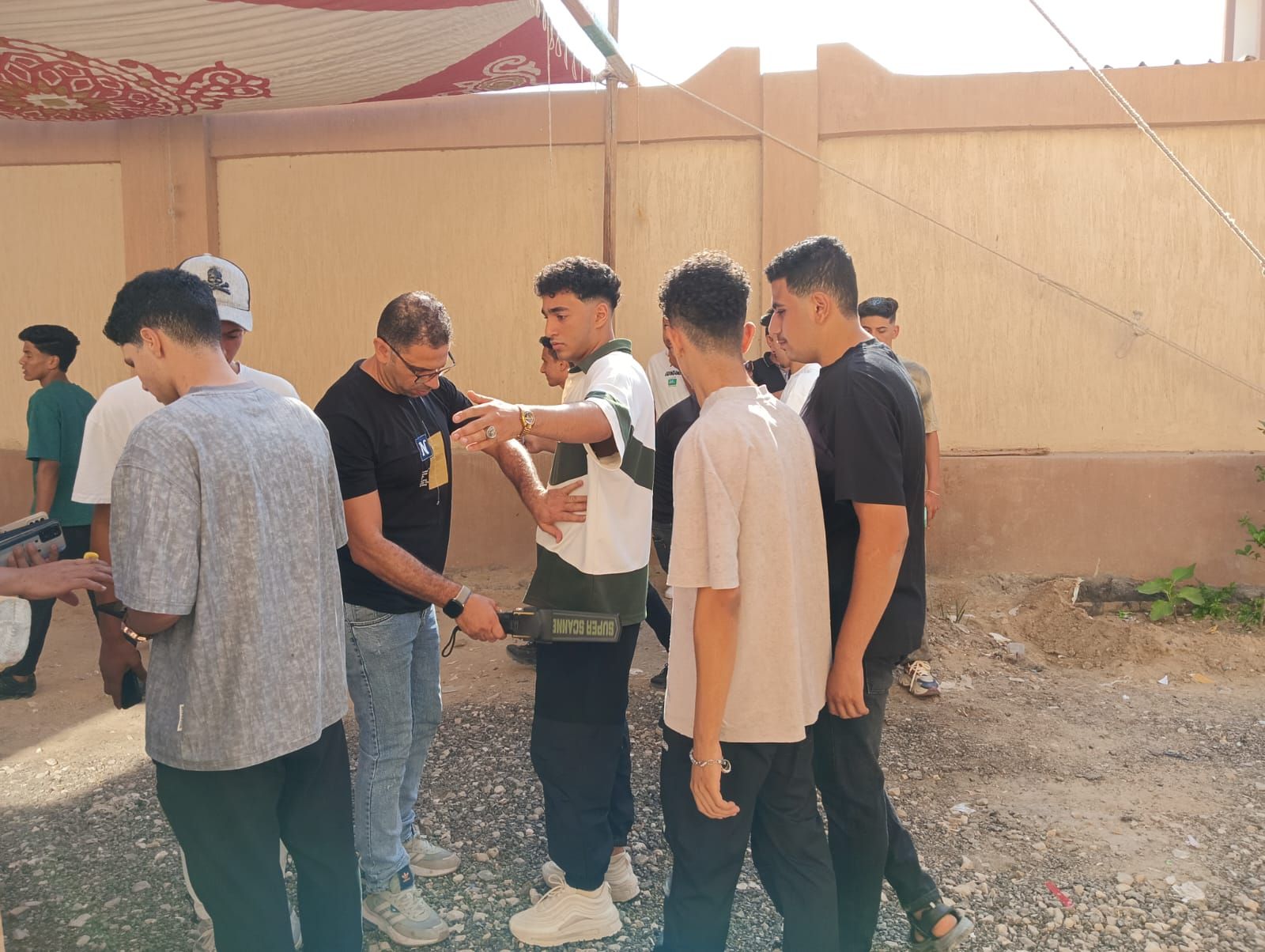تفتيش الطلاب_1 تفتيش الطلاب_1
