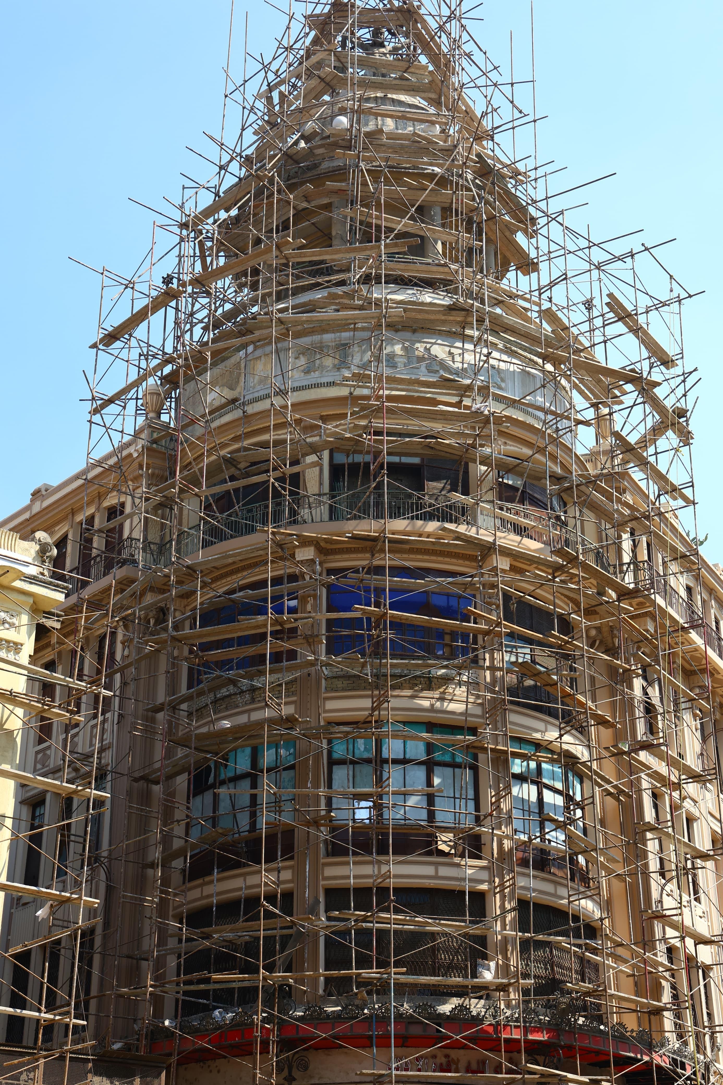 وزيرة التنمية المحلية تتفقد تنفيذ المرحلة الأولى من تطوير سوق العتبة بالموسكى (4) وزيرة التنمية المحلية تتفقد تنفيذ المرحلة الأولى من تطوير سوق العتبة بالموسكى (4)