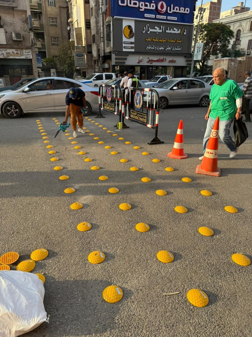 أثناء تركيب المطلبات الصناعية أثناء تركيب المطلبات الصناعية