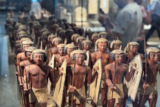 مقتنيات المتحف المصرى الكبير (7) مقتنيات المتحف المصرى الكبير (7)