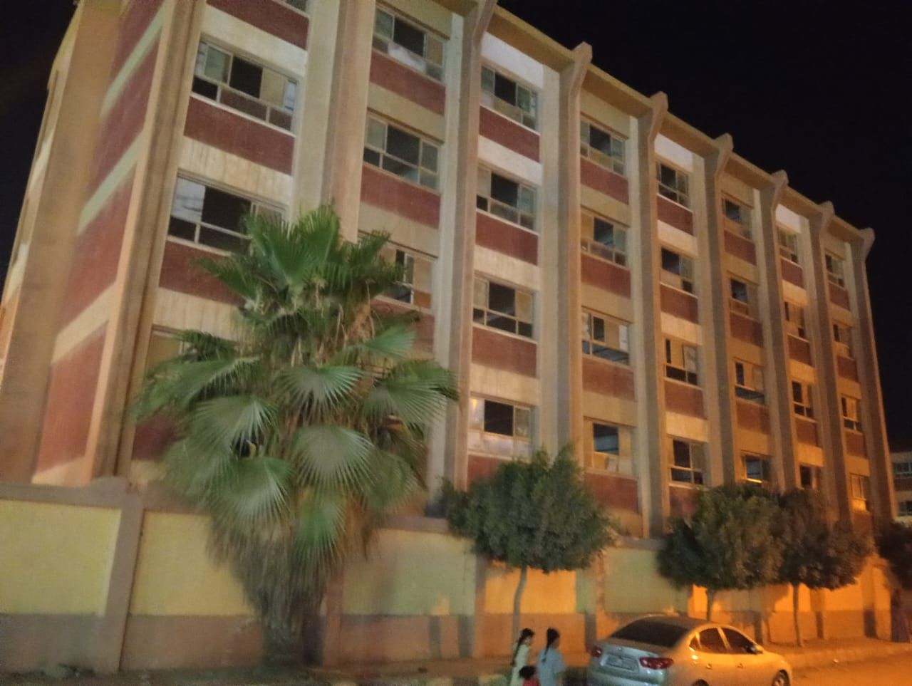 ترشيد الإنارة في المصالح الحكومية بالحامول ترشيد الإنارة في المصالح الحكومية بالحامول