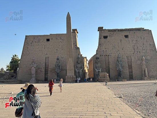 زيارات-الأفواج-السياحية-داخل-معبد-الأقصر