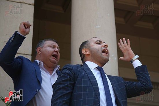 اعتراض المحامين علي زيادة الرسوم القضائية (2) اعتراض المحامين علي زيادة الرسوم القضائية (2)