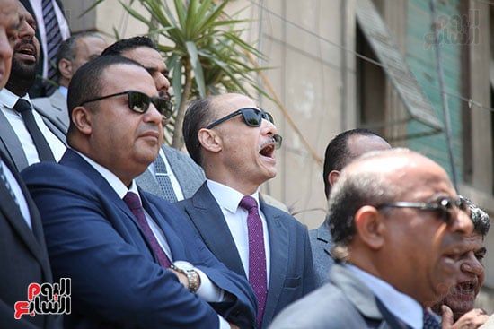 اعتراض المحامين علي زيادة الرسوم القضائية (1) اعتراض المحامين علي زيادة الرسوم القضائية (1)