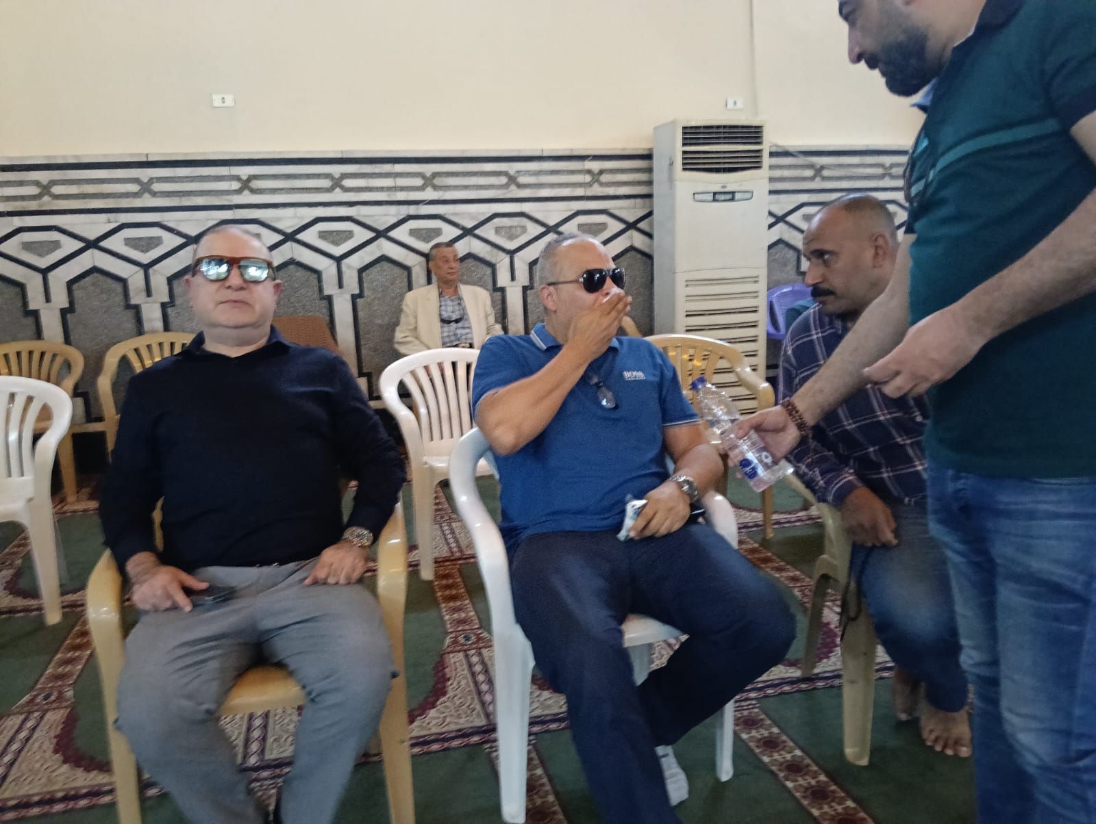 جنازة محمد عبد المنعم والد الفنان تامر عبد المنعم جنازة محمد عبد المنعم والد الفنان تامر عبد المنعم