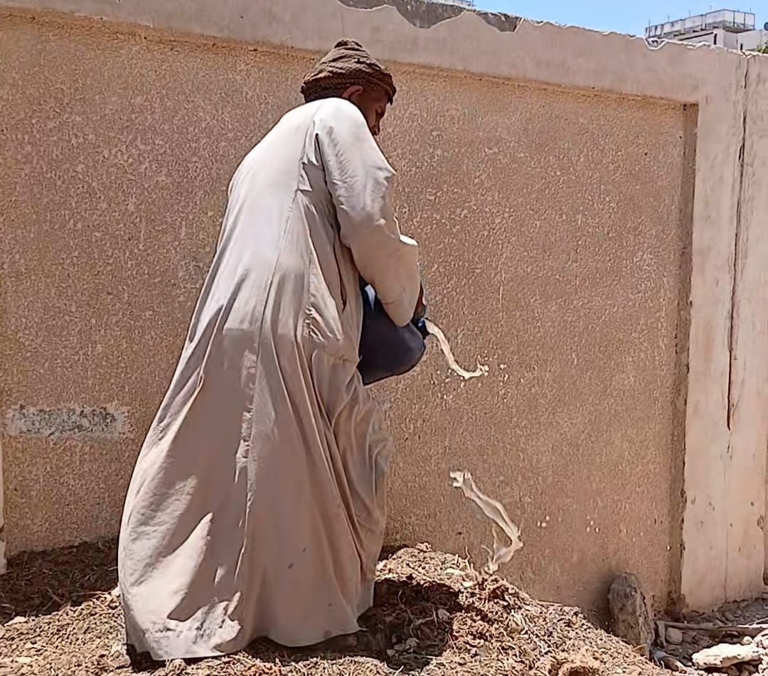 عامل بالمشروع عامل بالمشروع