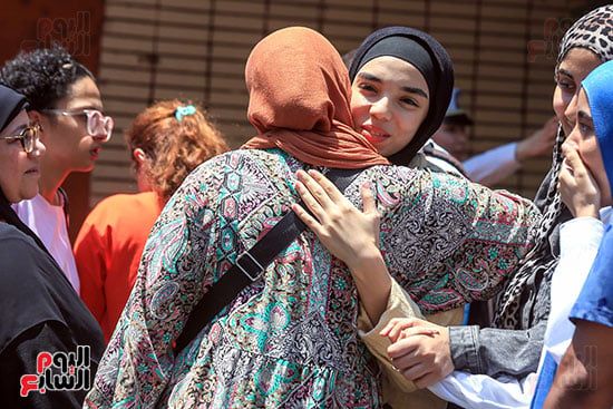 بالاحضان طلبة الثانوية العامة بالاحضان طلبة الثانوية العامة