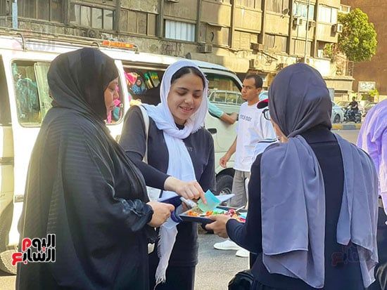 توزيع-حلوى-ورسائل-تحفيزية-لدعمهم-وتشجيعهم-وتخفيف-توتر-الامتحانات توزيع-حلوى-ورسائل-تحفيزية-لدعمهم-وتشجيعهم-وتخفيف-توتر-الامتحانات