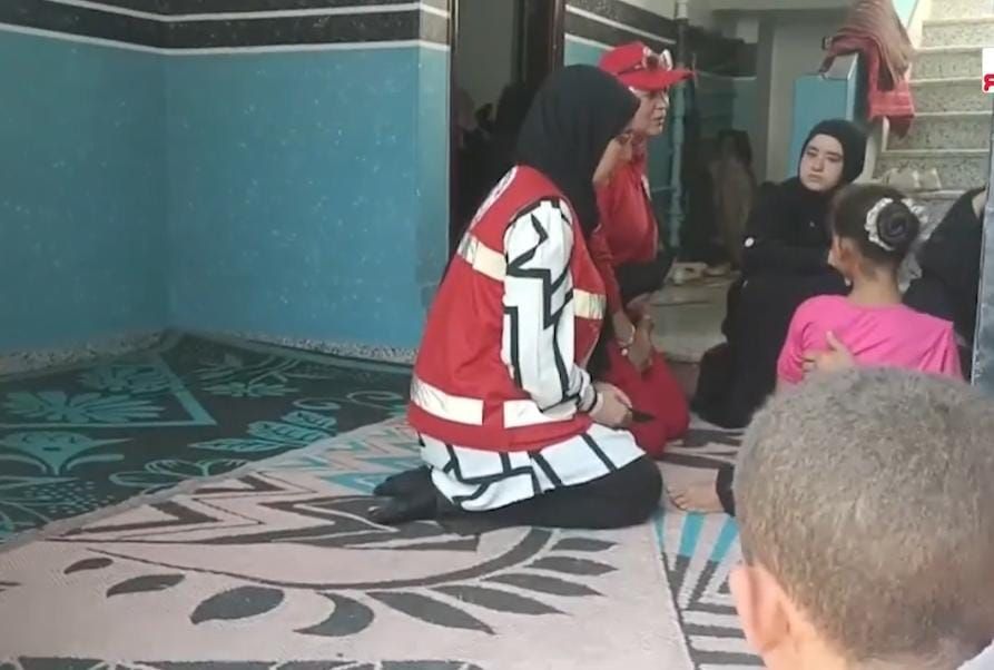 زيارة أسر الضحايا زيارة أسر الضحايا