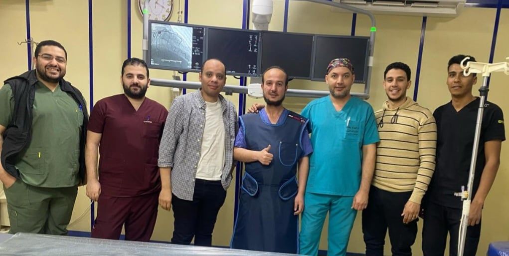 فريق عمل بالمستشفى فريق عمل بالمستشفى