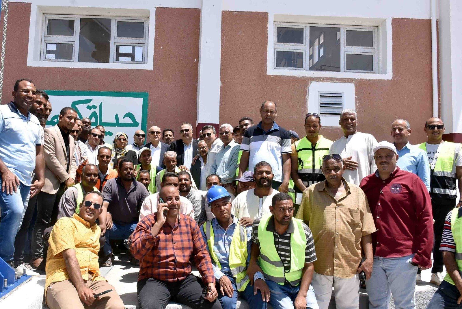 إطلاق مشروع الصرف الصحى بقرية النمسا بمحطتى رفع ضمن حياة كريمة إطلاق مشروع الصرف الصحى بقرية النمسا بمحطتى رفع ضمن حياة كريمة