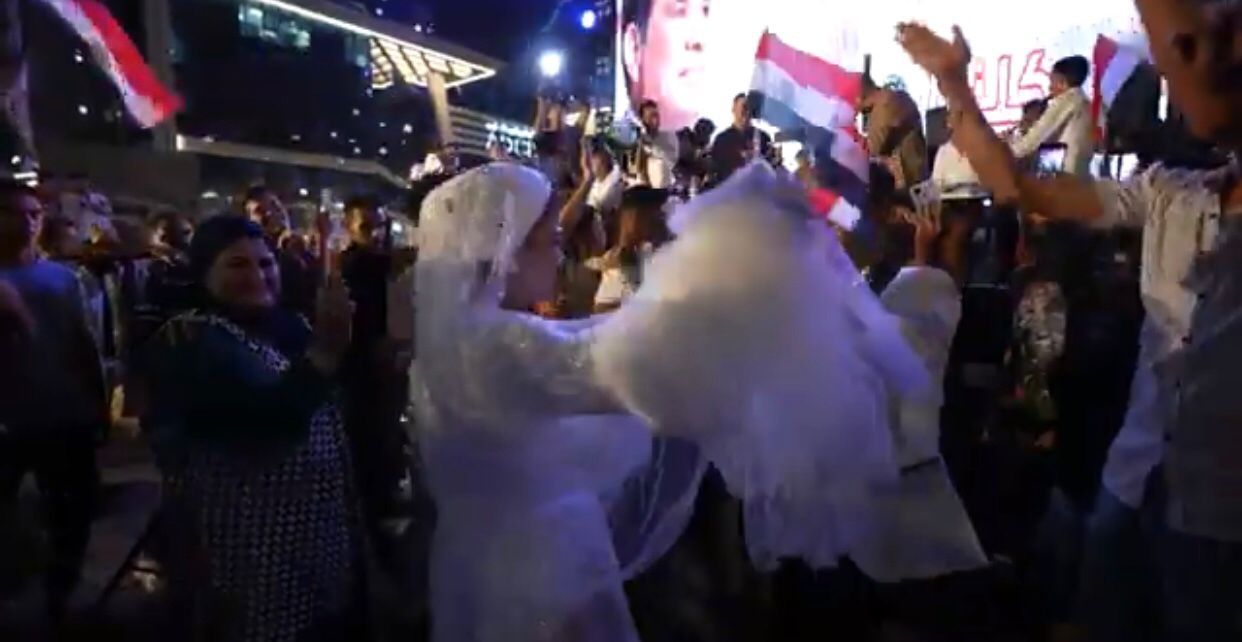 الداخلية تحتفل مع المواطنين (1) الداخلية تحتفل مع المواطنين (1)