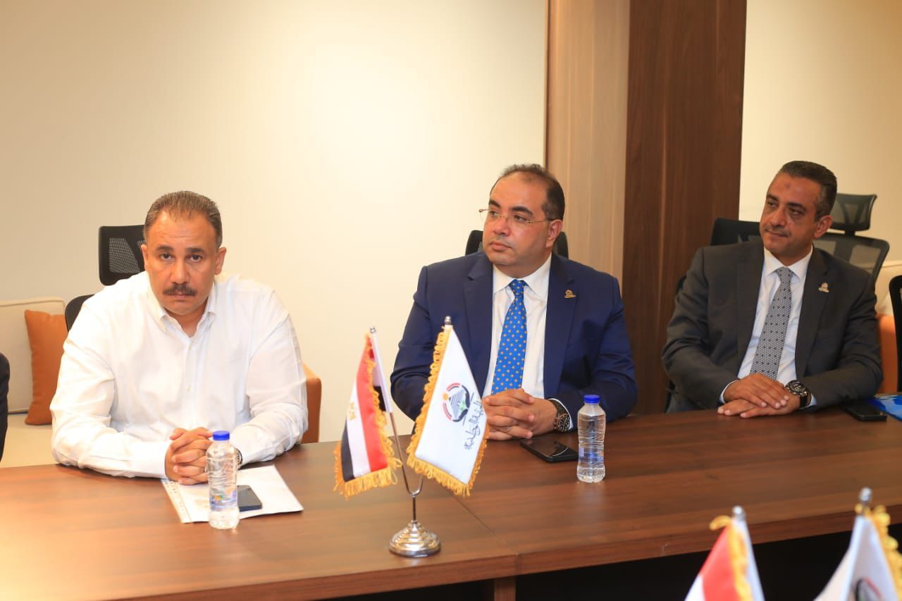 اجتماع حزب الجبهة الوطنية للإعداد لانتخابات مجلس الشيوخ (13) اجتماع حزب الجبهة الوطنية للإعداد لانتخابات مجلس الشيوخ (13)