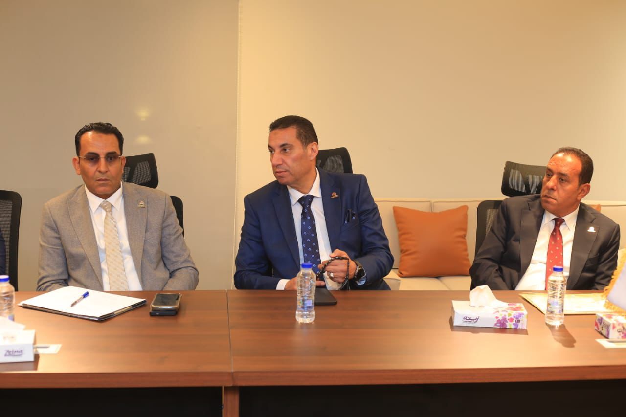 اجتماع حزب الجبهة الوطنية للإعداد لانتخابات مجلس الشيوخ (14) اجتماع حزب الجبهة الوطنية للإعداد لانتخابات مجلس الشيوخ (14)