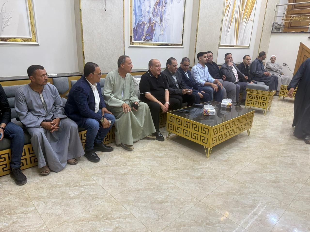 وفد من أمانة حزب مستقبل وطن بالمنوفية يقدم واجب العزاء لأسر ضحايا حادث الإقليمي (4) وفد من أمانة حزب مستقبل وطن بالمنوفية يقدم واجب العزاء لأسر ضحايا حادث الإقليمي (4)
