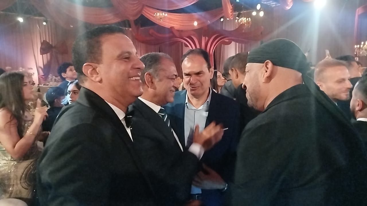 كاريكا وعبد الحميد بسيونى فى فرح ابنة محمد فؤاد كاريكا وعبد الحميد بسيونى فى فرح ابنة محمد فؤاد