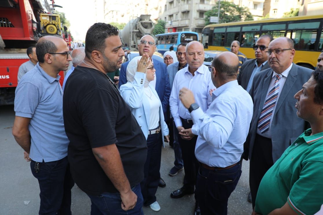 محافظ القاهرة يتفقد أعمال ترميم سنترال رمسيس (2) محافظ القاهرة يتفقد أعمال ترميم سنترال رمسيس (2)