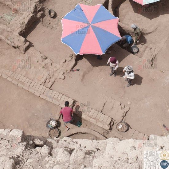 دراسة-أنشطة-المواد-والترميم-للقطع-المكتشفة-بالمدينة-الجديدة-بالكرنك
