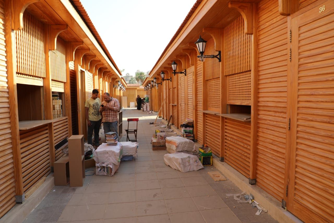 تسكين مكتبات سور الأزبكية الجديد تسكين مكتبات سور الأزبكية الجديد