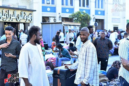 مغادرة السودانيين (25) مغادرة السودانيين (25)