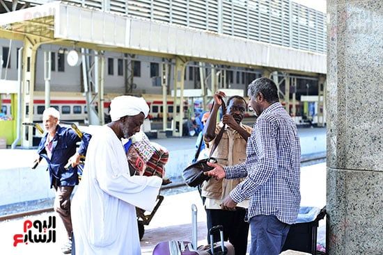 مغادرة السودانيين (2) مغادرة السودانيين (2)