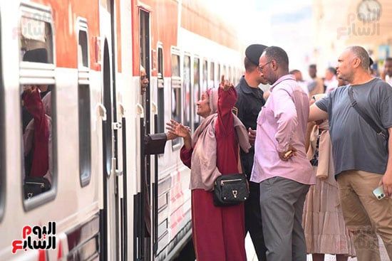 مغادرة السودانيين (21) مغادرة السودانيين (21)