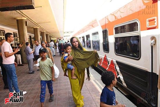 مغادرة السودانيين (4) مغادرة السودانيين (4)