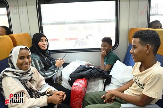 مغادرة السودانيين (18) مغادرة السودانيين (18)