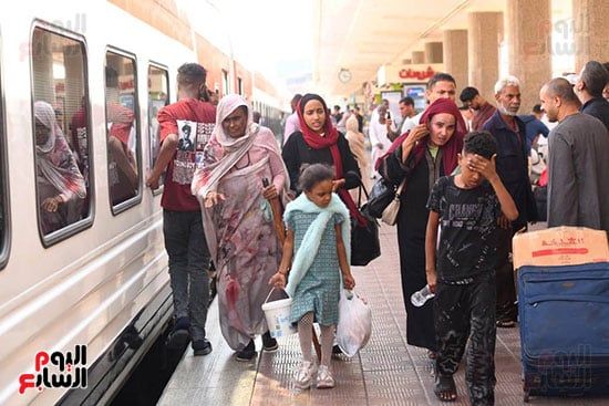 مغادرة السودانيين (23) مغادرة السودانيين (23)
