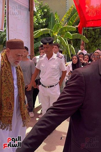 الشيخ-علي-جمعة-يصل-للجنته-الانتخابية الشيخ-علي-جمعة-يصل-للجنته-الانتخابية