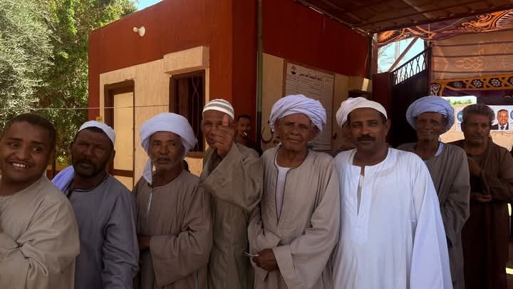 طوابير وزحام بلجان كوم امبو