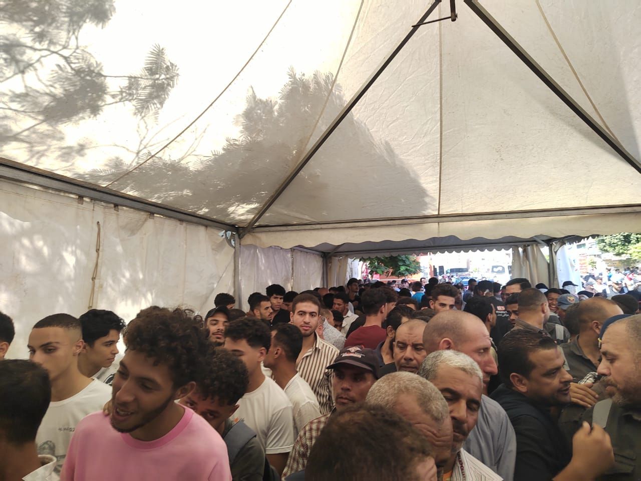 مشاركة واسعة من الشباب بلجان أكتوبر مشاركة واسعة من الشباب بلجان أكتوبر
