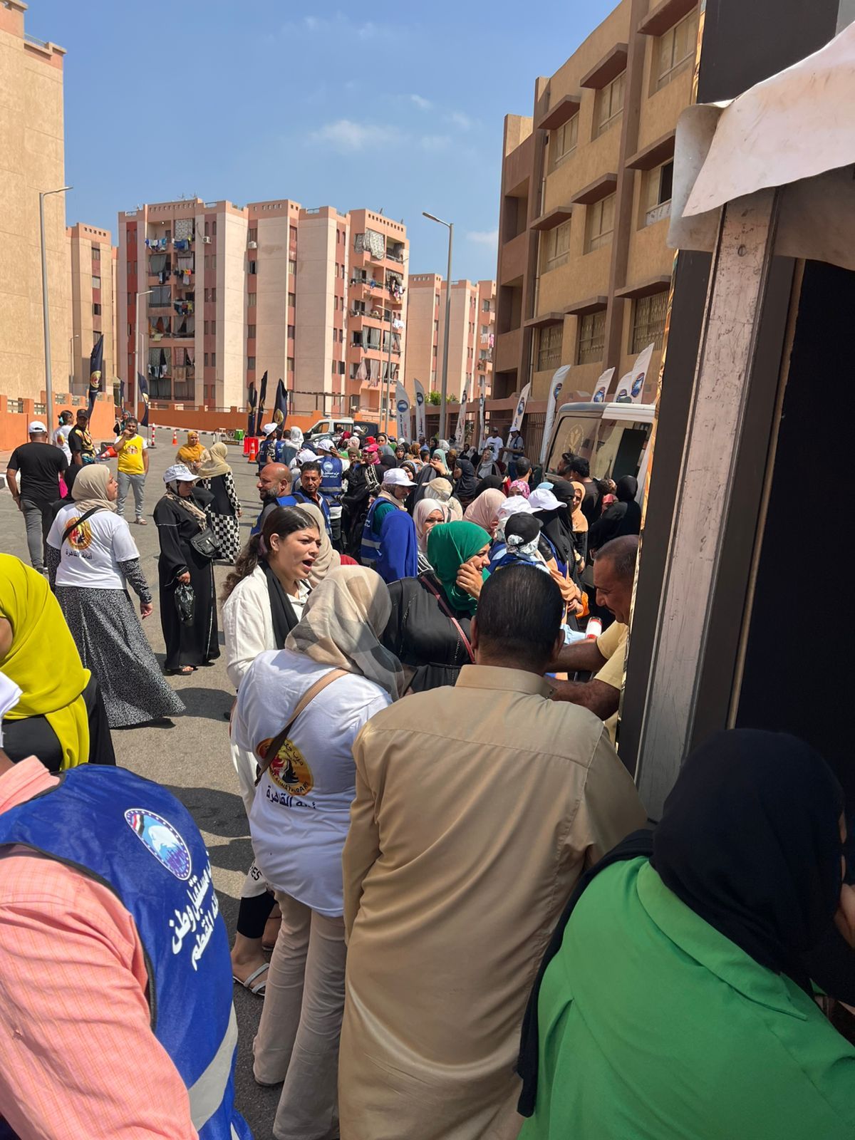 مشاركة السيدات فى انتخابات مجلس الشيوخ فى الأسمرات مشاركة السيدات فى انتخابات مجلس الشيوخ فى الأسمرات