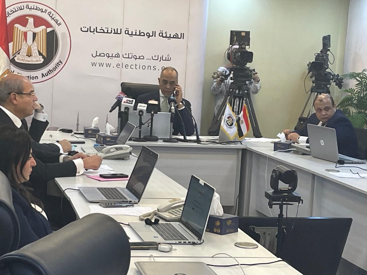 غرفة عمليات الهيئة الوطنية غرفة عمليات الهيئة الوطنية