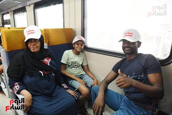 السكة الحديد تشغل قطارًا خاصًا لعودة الإخوة السودانيين طواعية (7) السكة الحديد تشغل قطارًا خاصًا لعودة الإخوة السودانيين طواعية (7)