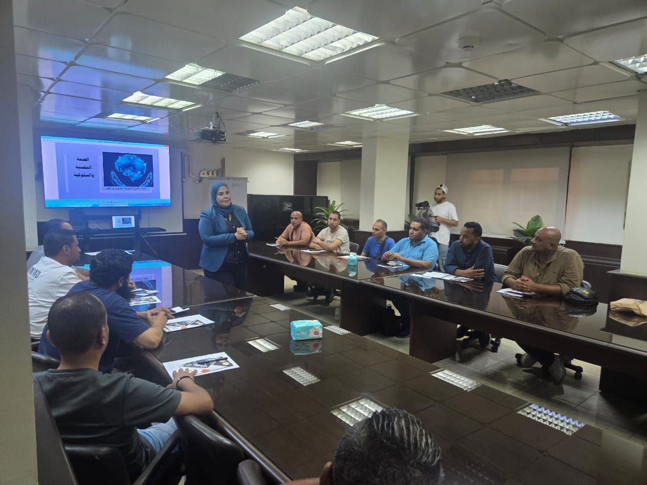 البرنامج التدريبى المجانى لتدريب وتأهيل سائقى الشاحنات (4)