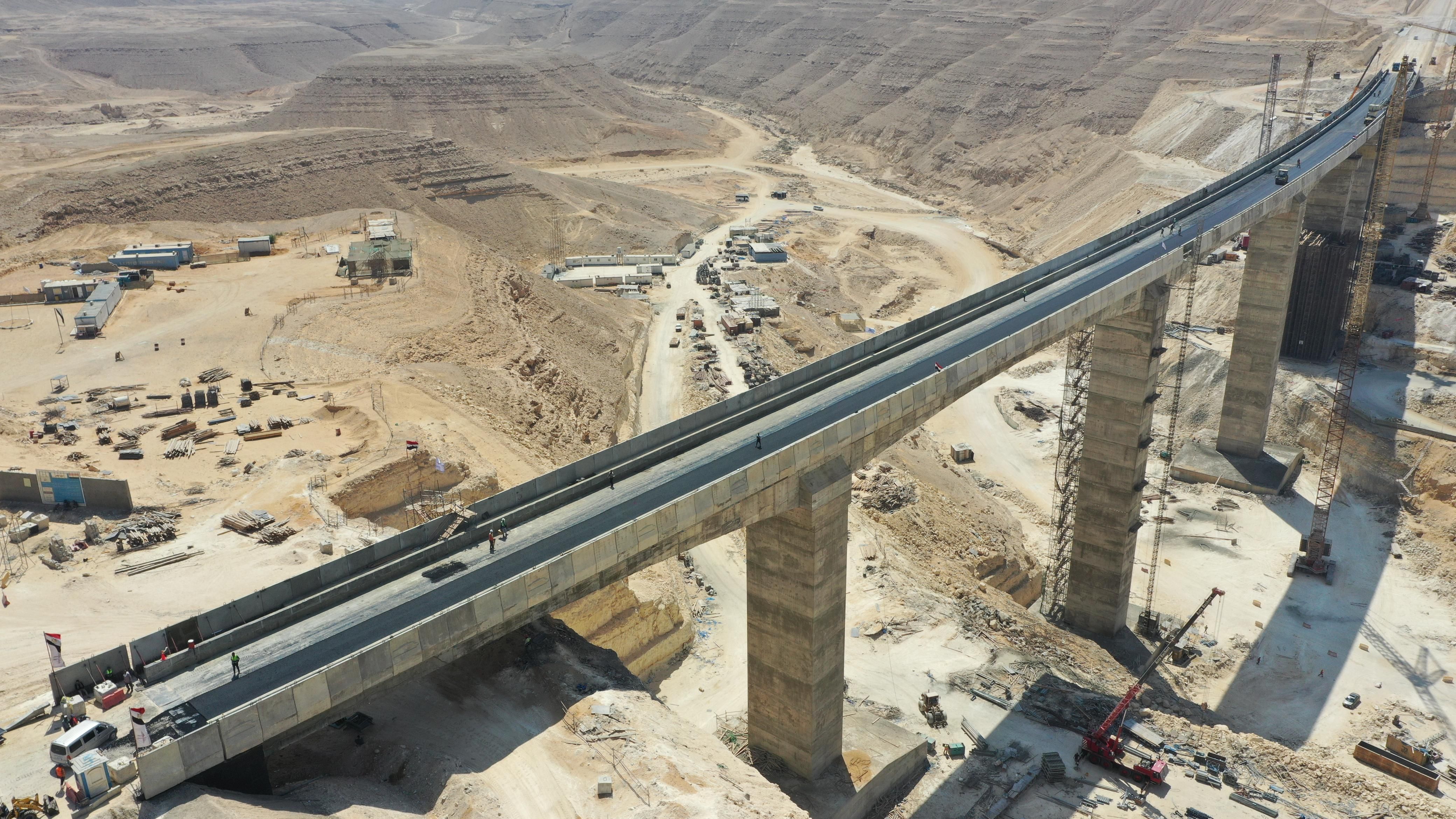 ارتفاع الكوبري 80 متر ارتفاع الكوبري 80 متر