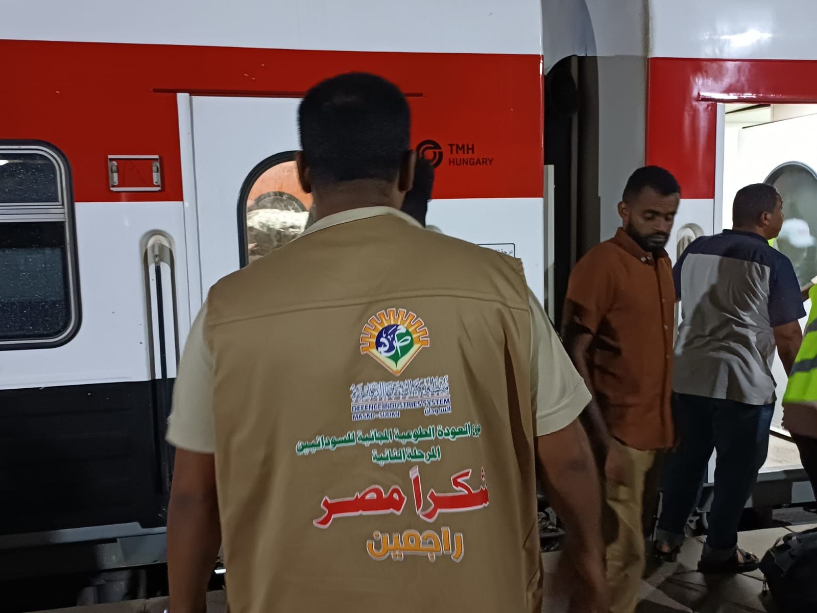 محطة السد العالى تستقبل الأشقاء السودانيين (17) محطة السد العالى تستقبل الأشقاء السودانيين (17)