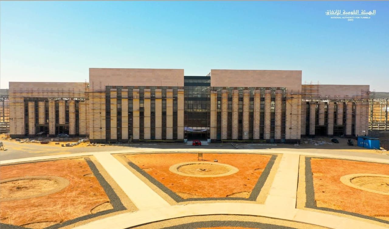 محطة العاصمة من الخارج محطة العاصمة من الخارج