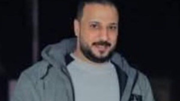 9e4bdda379.jpg