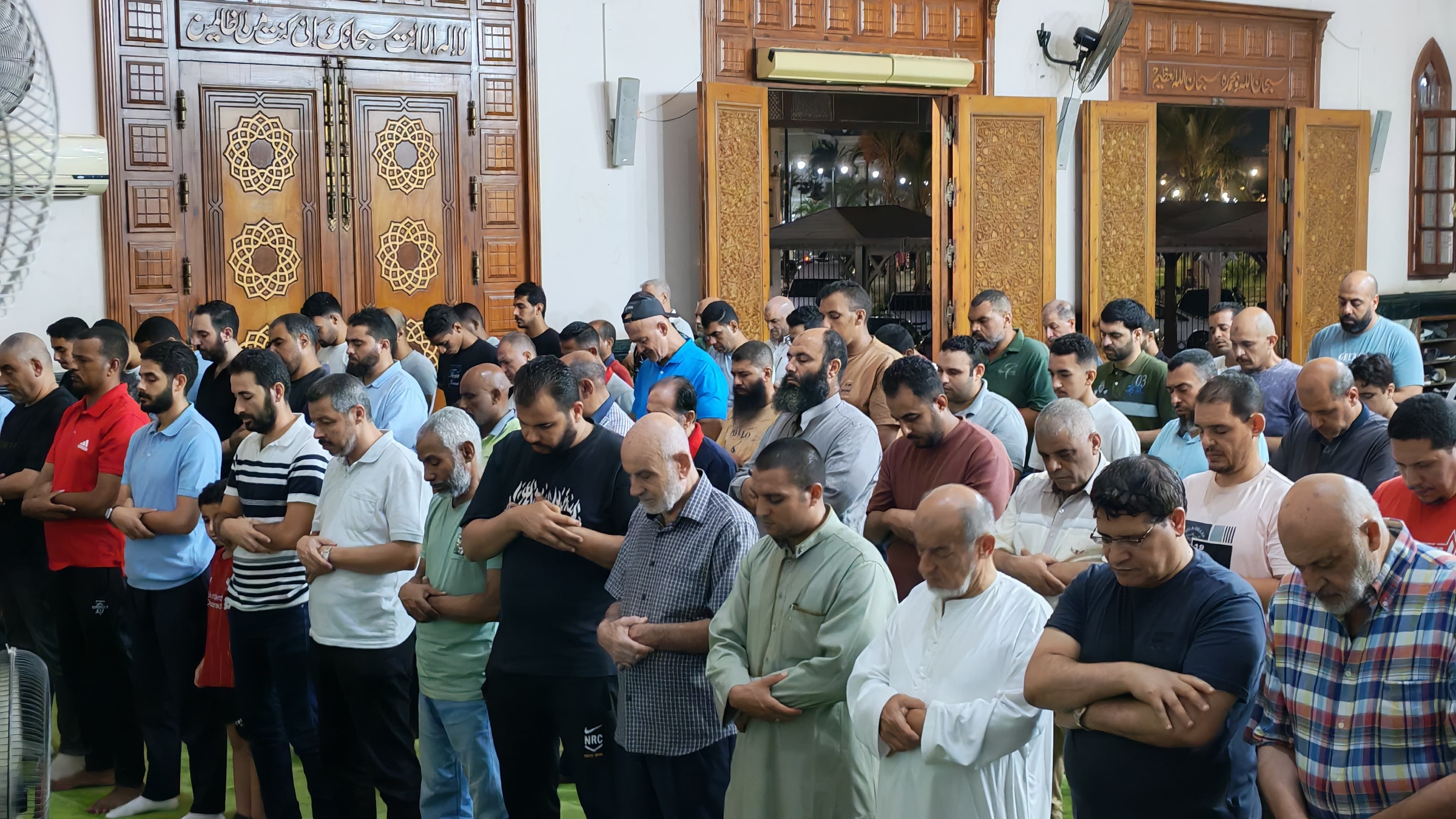 الصلاة اليوم الصلاة اليوم