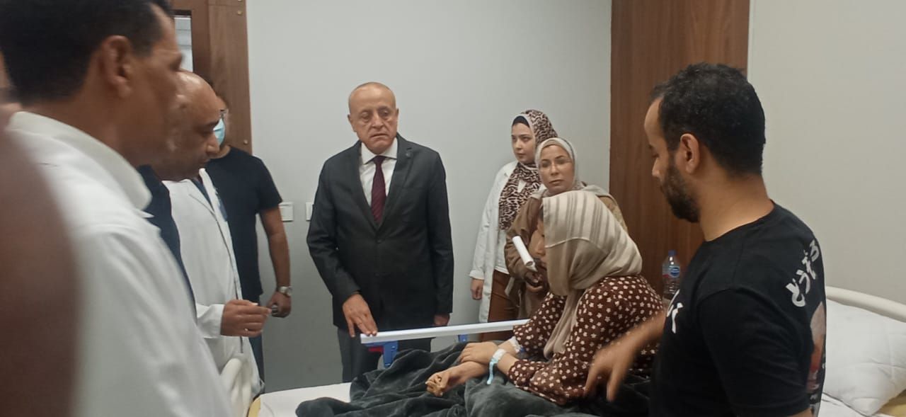 يزور مصابي حادث انقلاب أتوبيس ويشيد بسرعة الاستجابة الطبية يزور مصابي حادث انقلاب أتوبيس ويشيد بسرعة الاستجابة الطبية