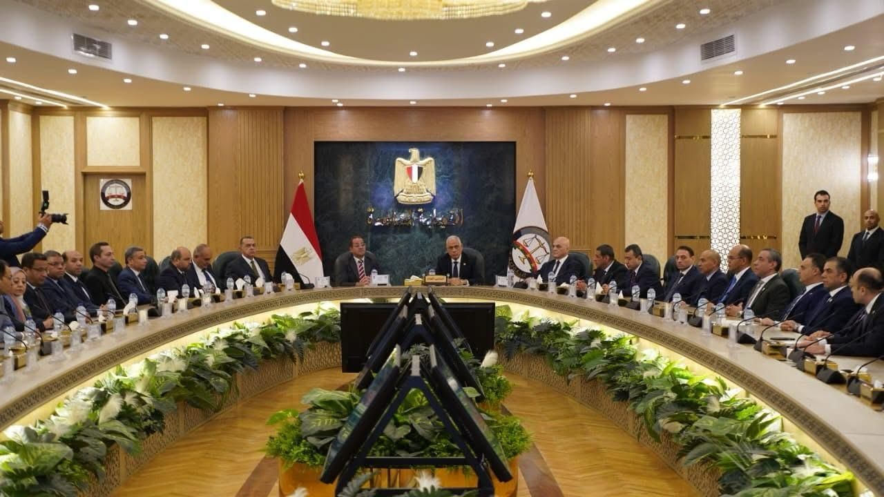 النائب العام يستقبل وزير المالية (2) النائب العام يستقبل وزير المالية (2)