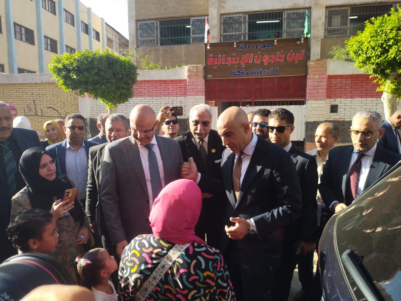 وزير التربية والتعليم في جولة مفاجئة بمدارس القليوبية (2) وزير التربية والتعليم في جولة مفاجئة بمدارس القليوبية (2)