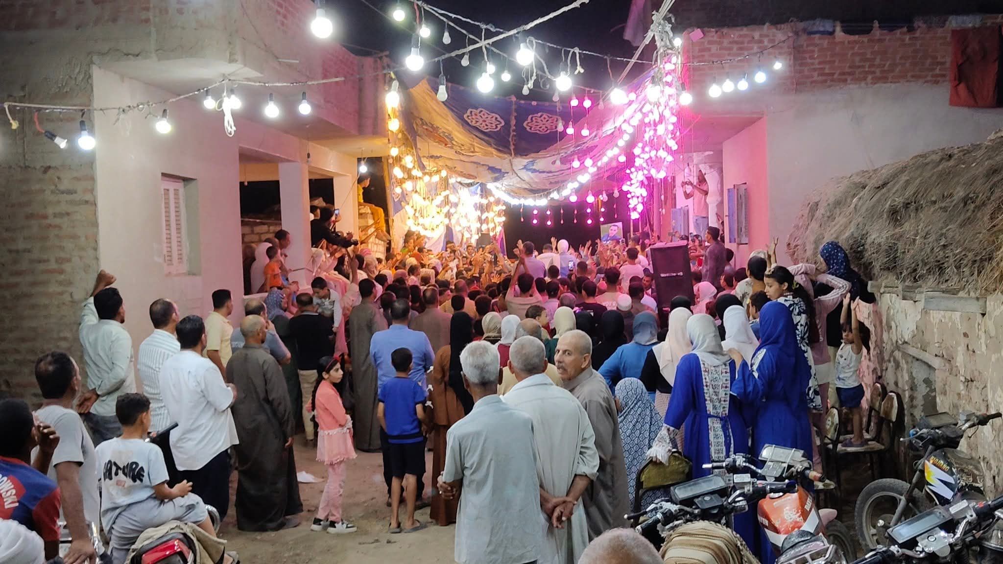 فرحة الأهالي