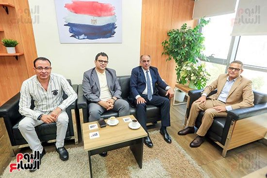 الدكتور أحمد محمود رئيس مجلس ادارة الوطن ومصطفى عمار رئيس التحرير مع عبد الفتاح عبد المنعم رئيس تحرير اليوم السابع
